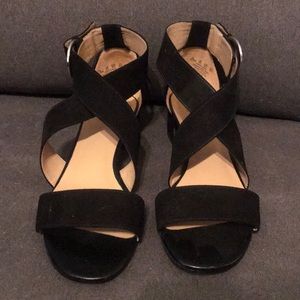 Naturalizer sandals. Size 8.5. Sandals/heels.